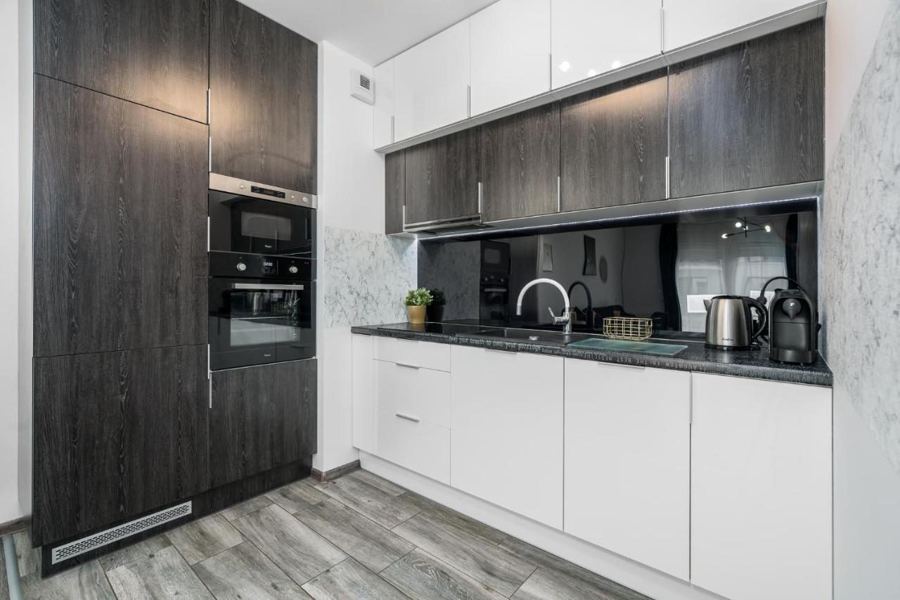 Sleepway Apartments- Garbary 100-46 z parkingiem Poznań Zewnętrze zdjęcie