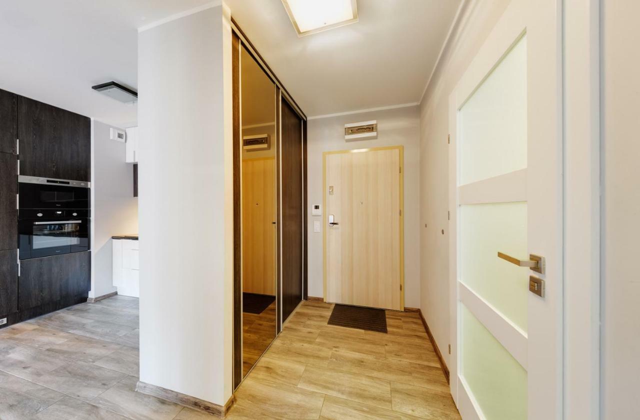 Sleepway Apartments- Garbary 100-46 z parkingiem Poznań Zewnętrze zdjęcie